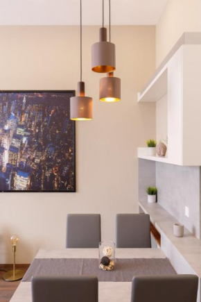 Central City Apt in the Jewish Quarter with FREE PARKING